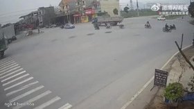 Cú ngã kinh hoàng: Gương mặt chạm đất tàn phá, clip gây sốc tại Việt Nam!