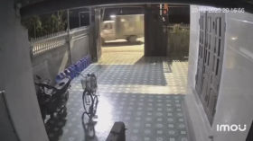 Trẻ 13-15 Nổi Sống Đau Đớn: Tai Nạn Xe Máy Đánh Đập Cùng Xe Hàng Đô!